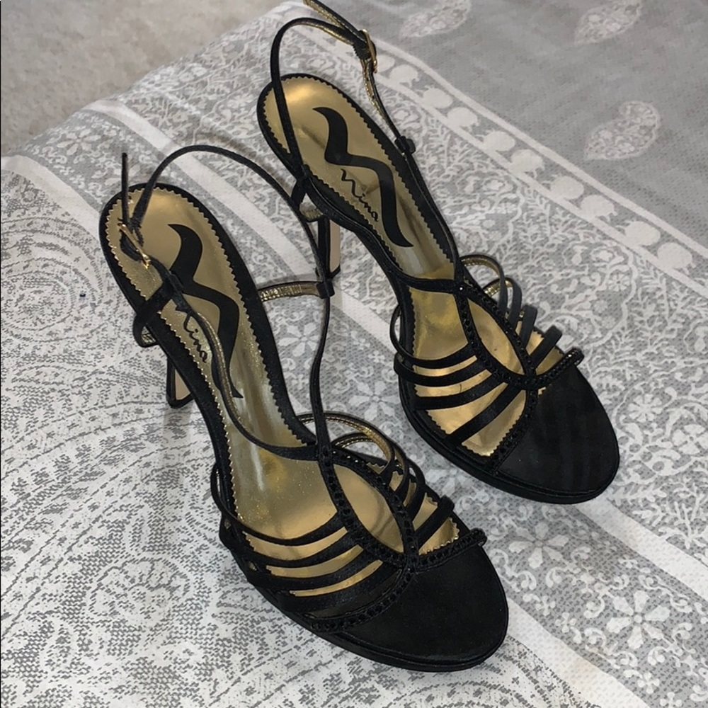 Nina Shoes Black Elegant Rhinestone Heel
